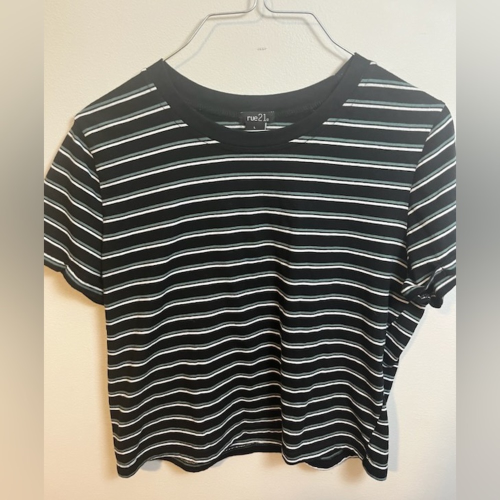 Black with Green and White Pin Stripe Rue21 Scoop Neck Crop Top